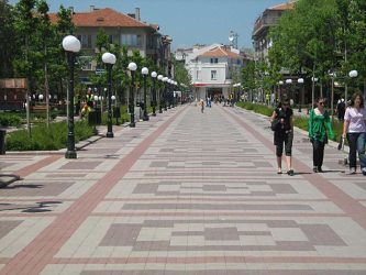 Изграждане парково осветление площад гр.Поморие